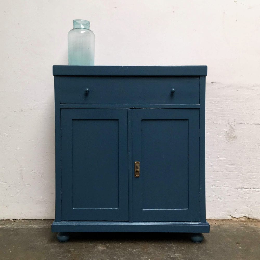 Blauwe onderkast commode