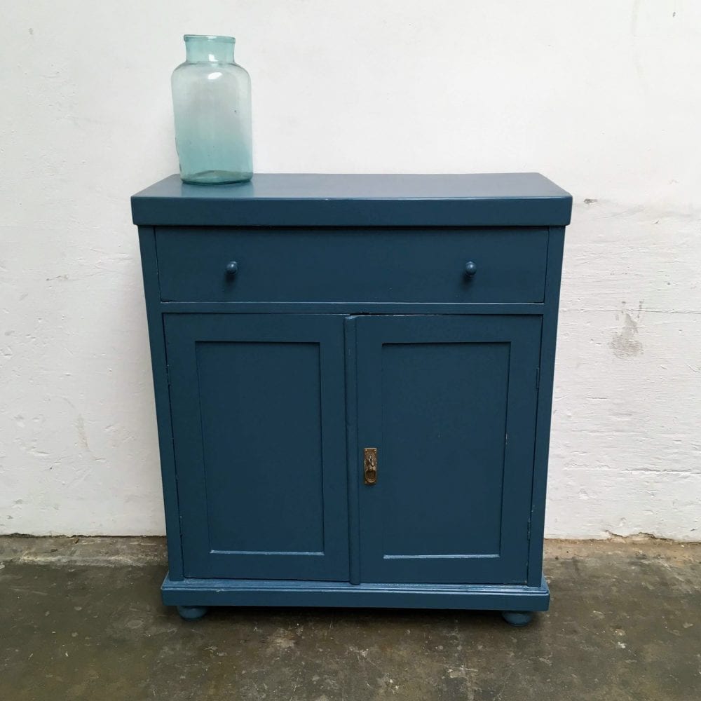 Blauwe onderkast commode