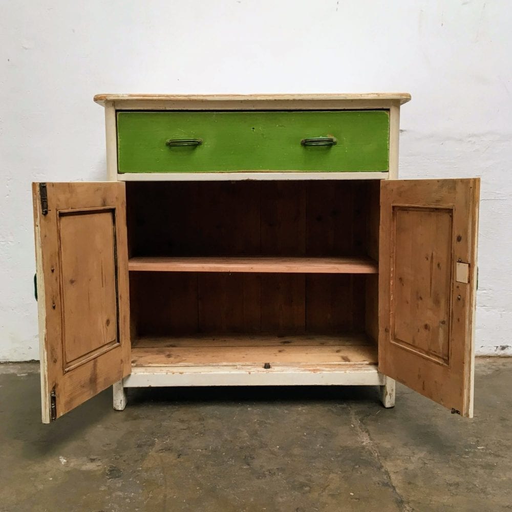 Groene onderkast of commode