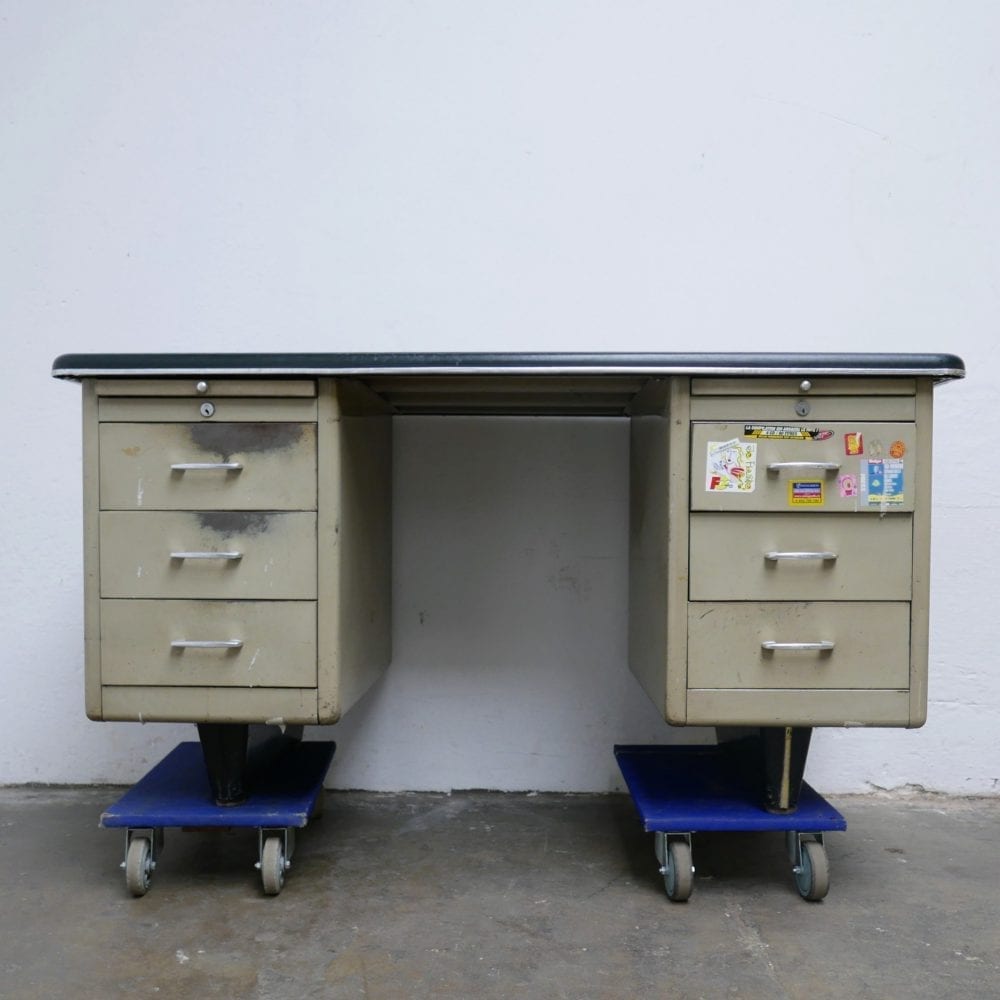 Industrieel vintage bureau