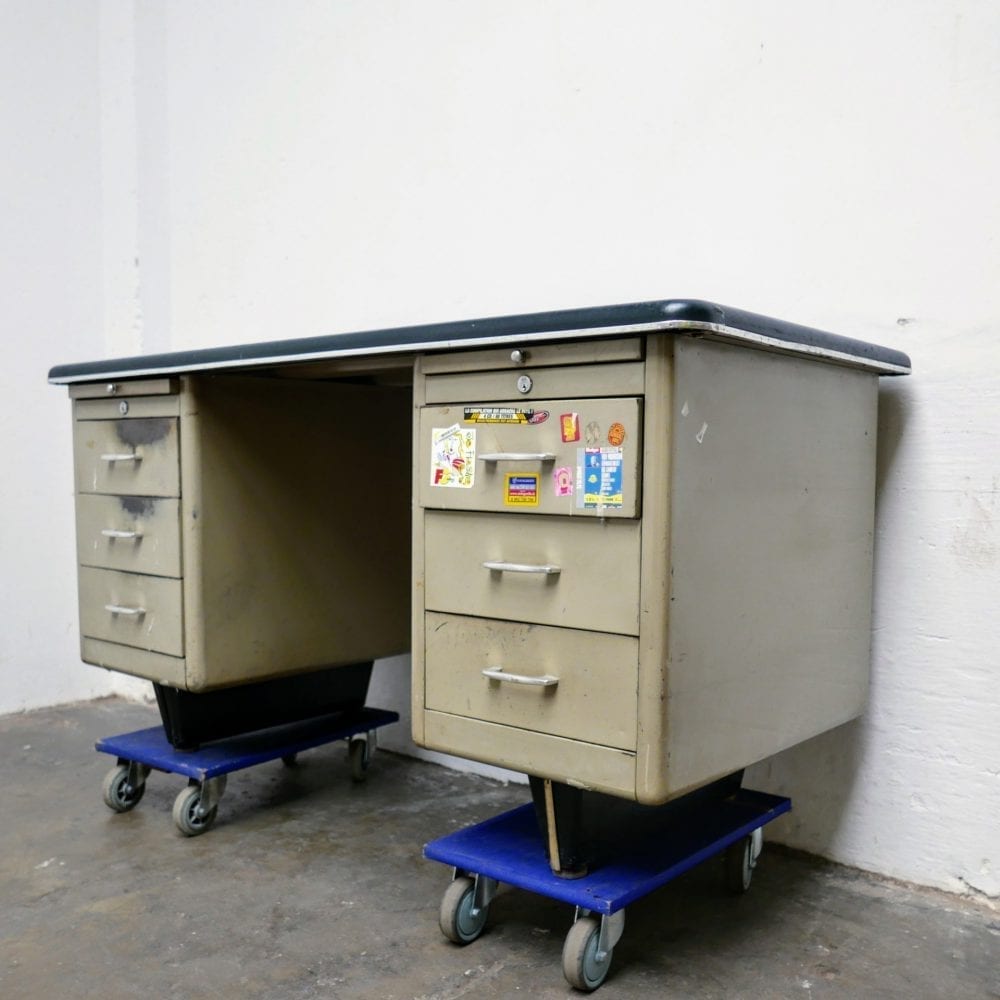 Industrieel vintage bureau