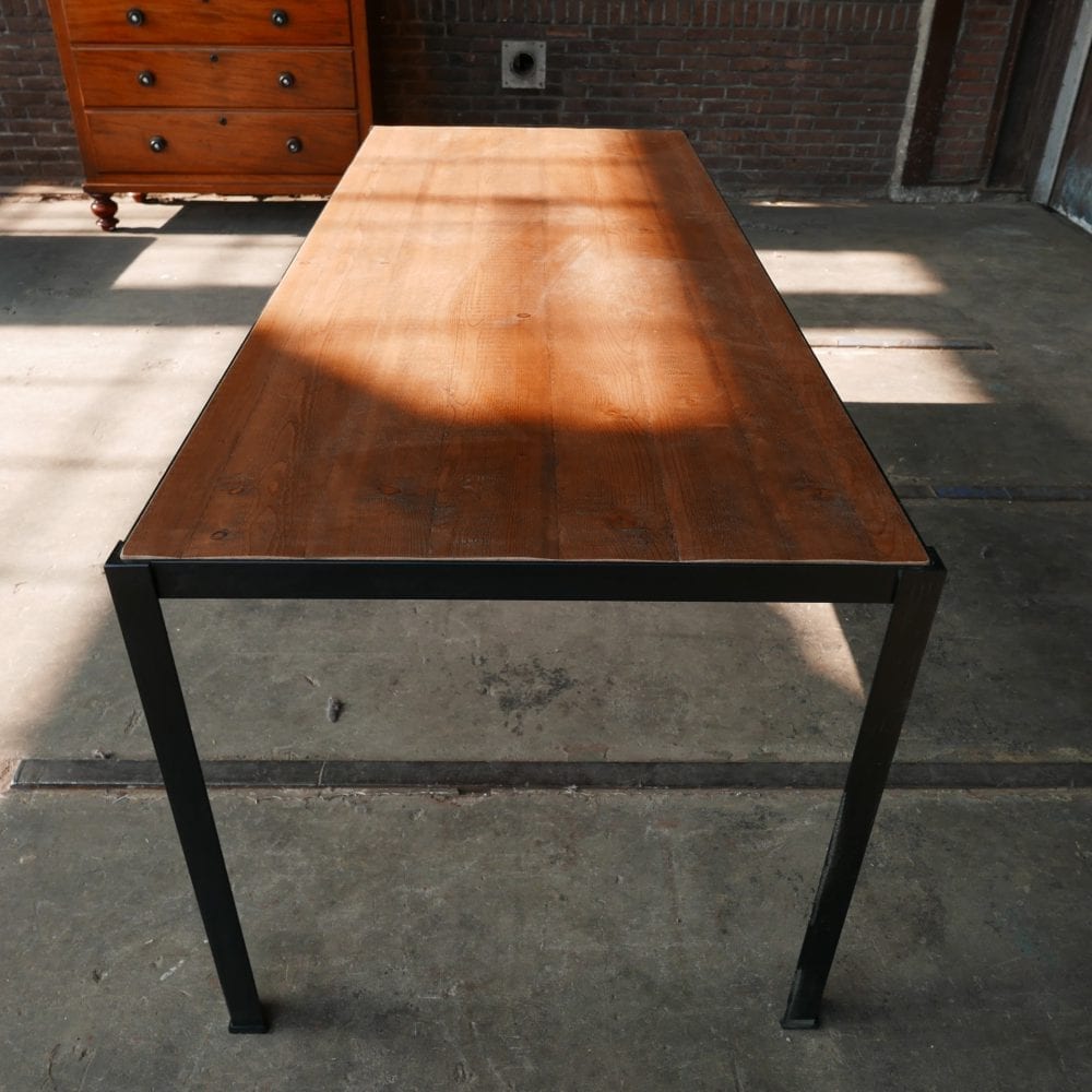 Industriële tafel