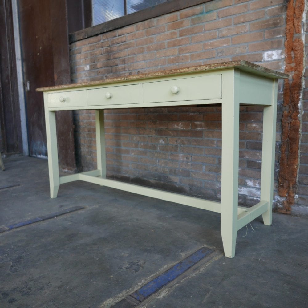 Gele eettafel met zes lades