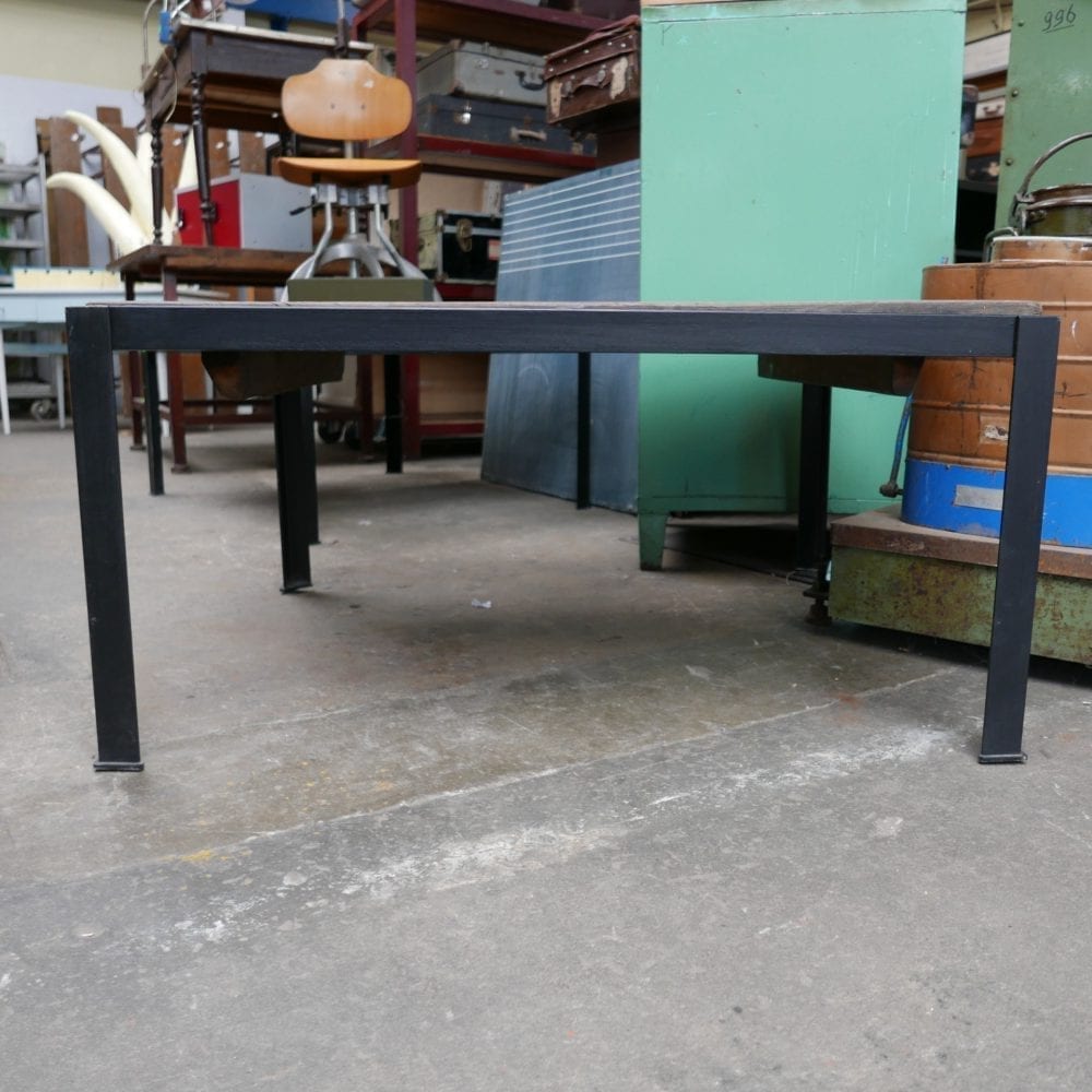 Industriële salontafel