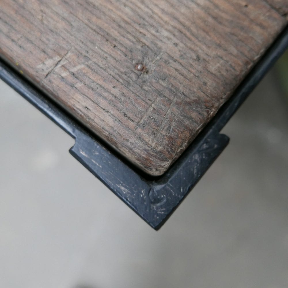 Industriële salontafel