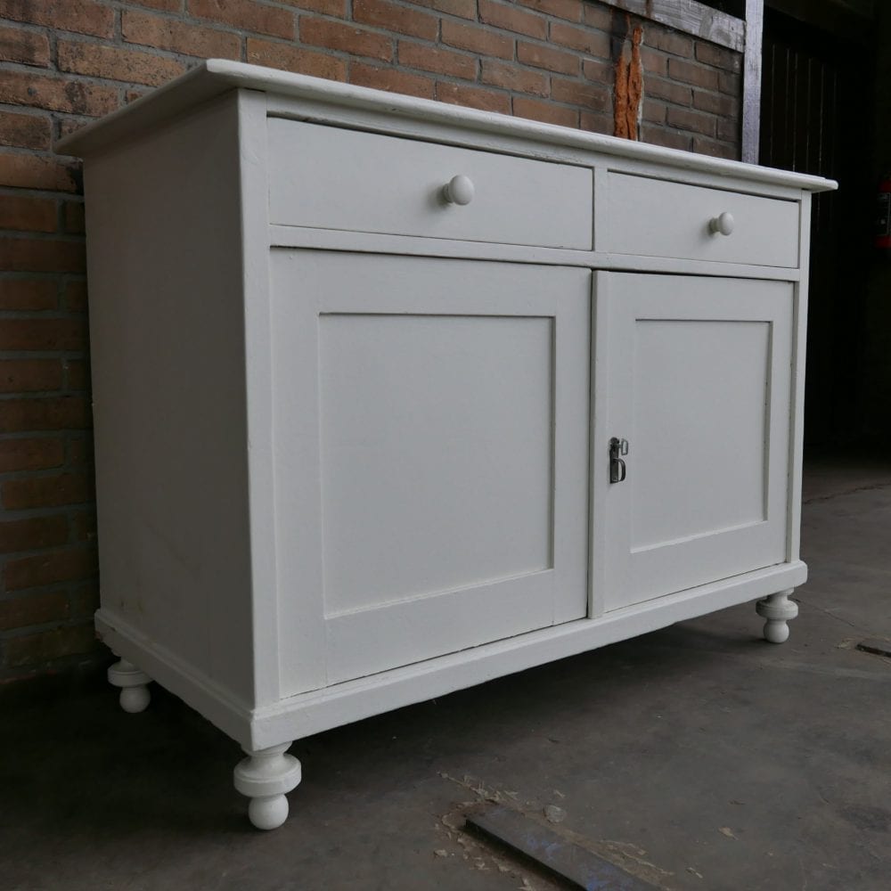 witte houten brocante commode