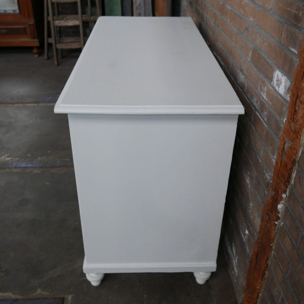 witte houten brocante commode