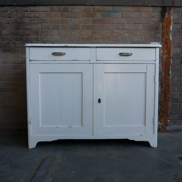 Witte commode