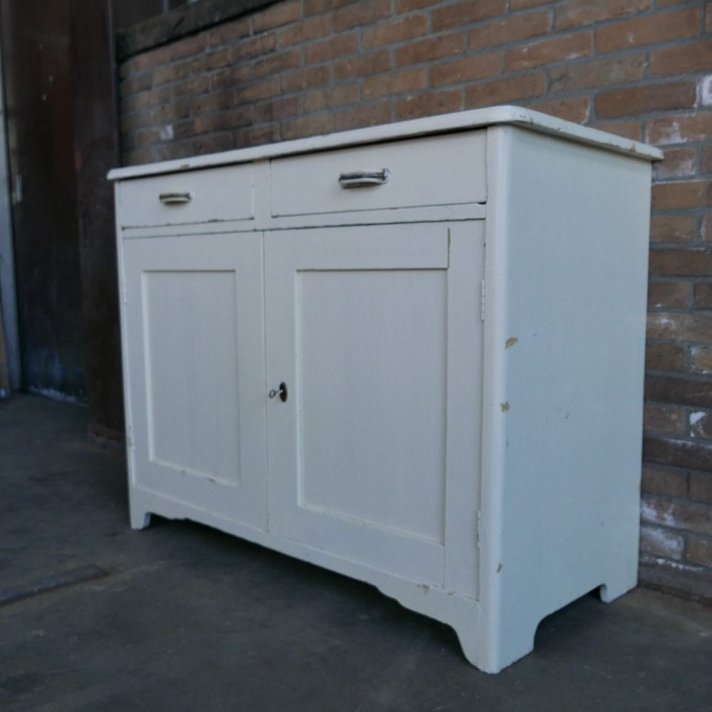 Witte commode