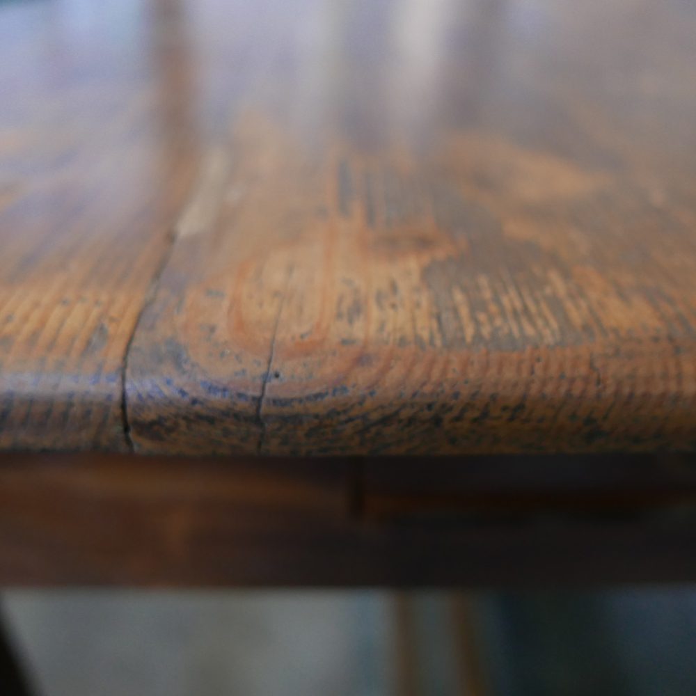 Bruine eettafel