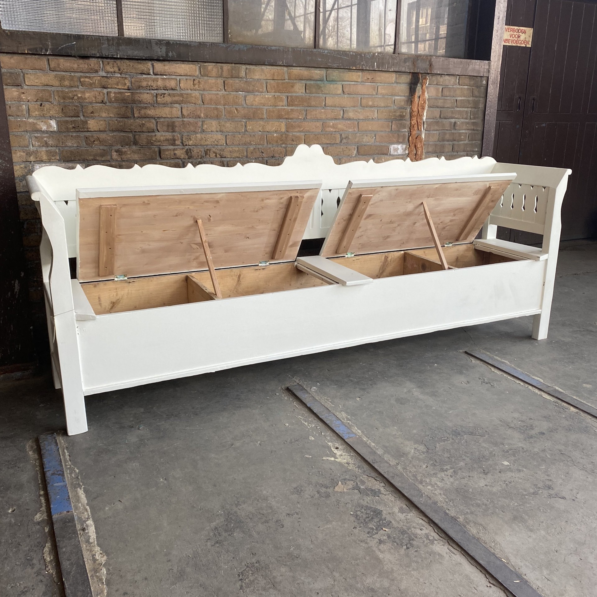 Kleuterschool Verdragen Aardappelen Witte houten klepbank » Van Dijk & Ko