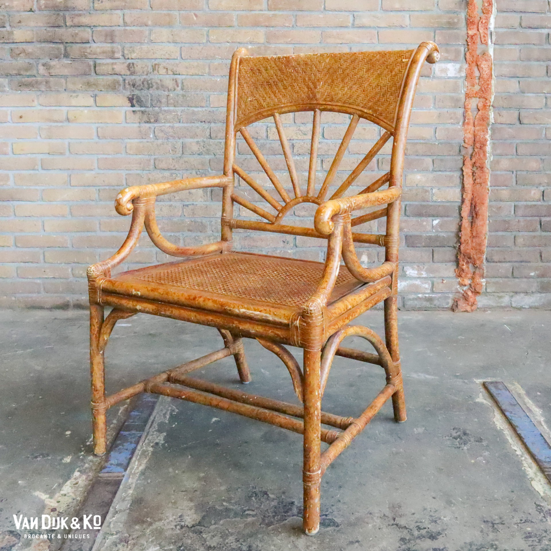 bruid Plak opnieuw Shuraba Vintage rotan stoel » Van Dijk & Ko