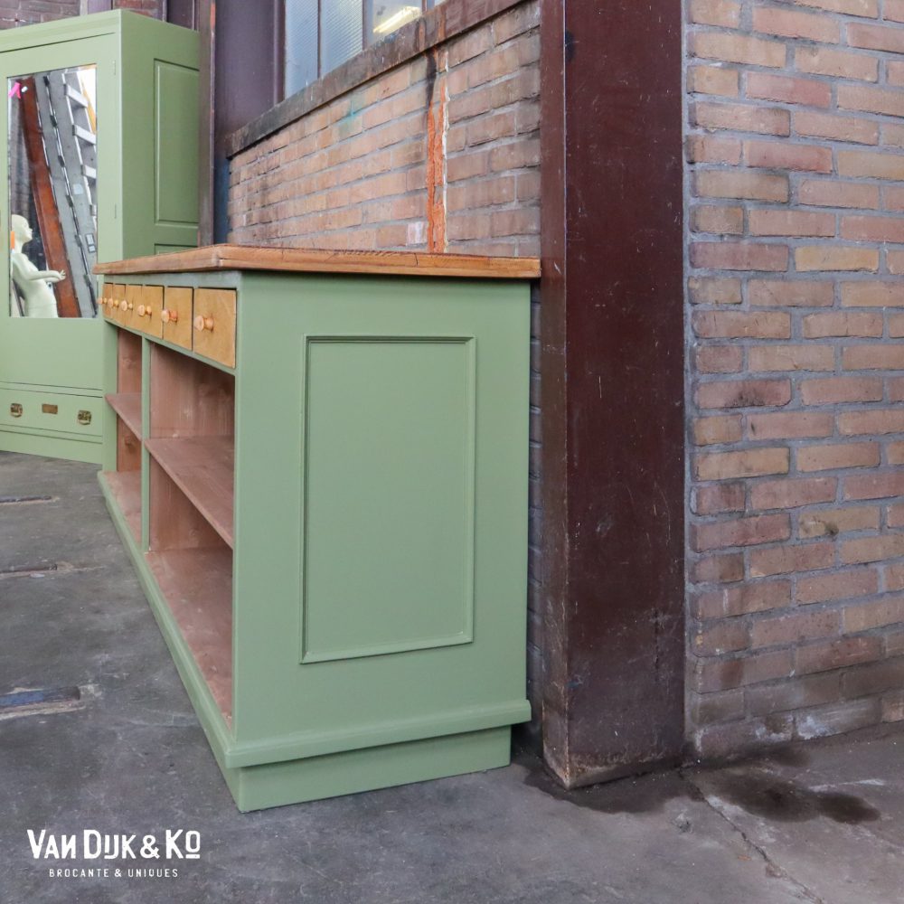 Olijfgroen open dressoir