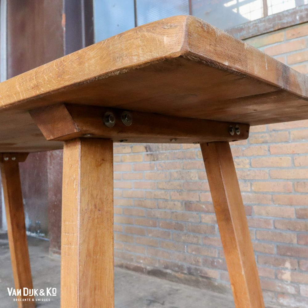 Houten slachttafel