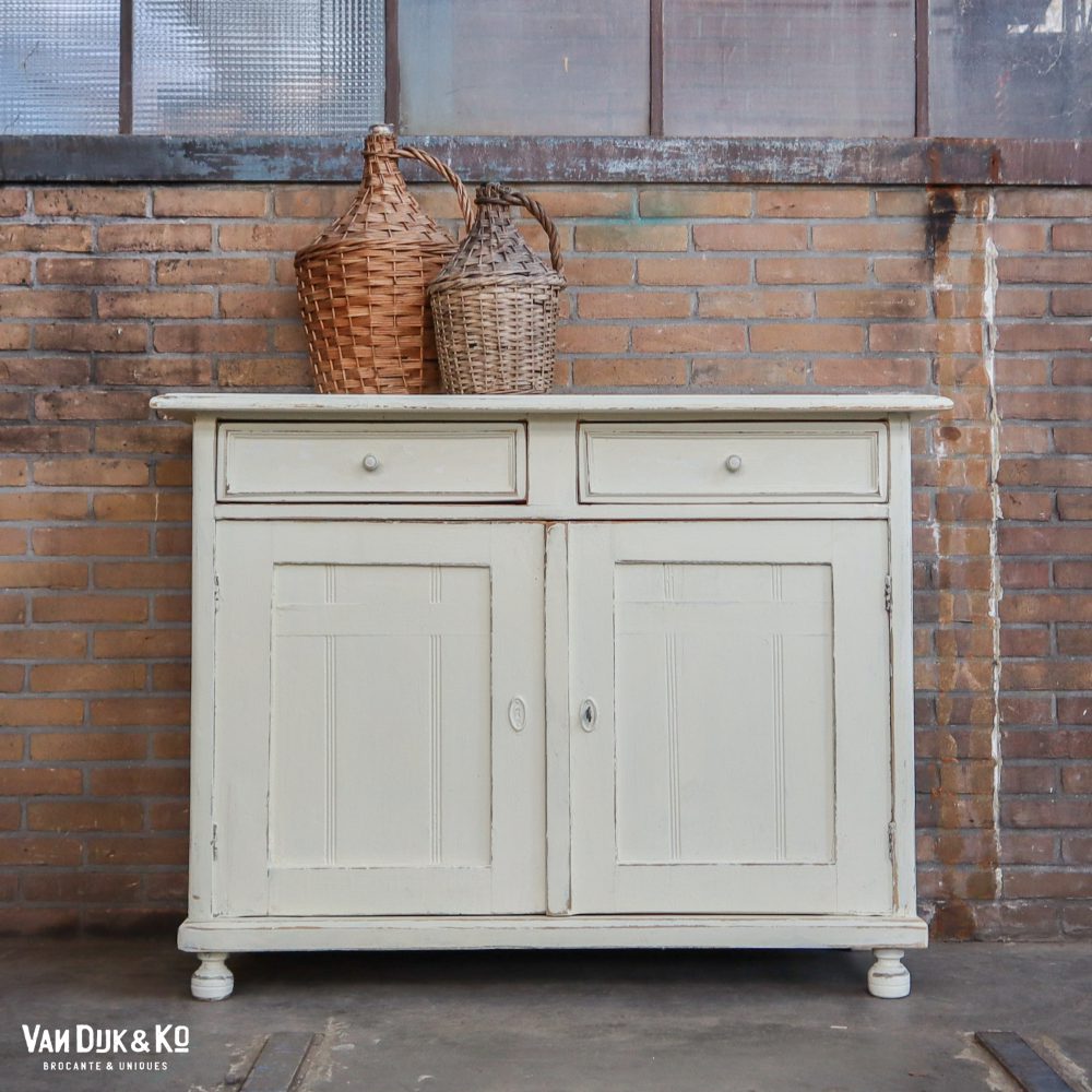 Brocante dressoir