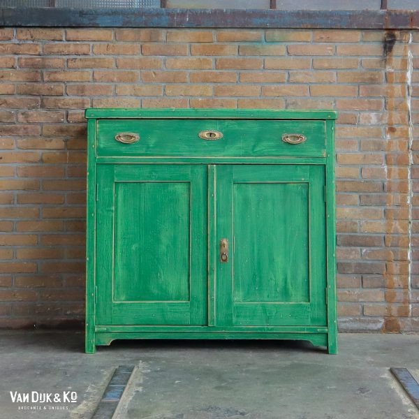 Groen dressoir