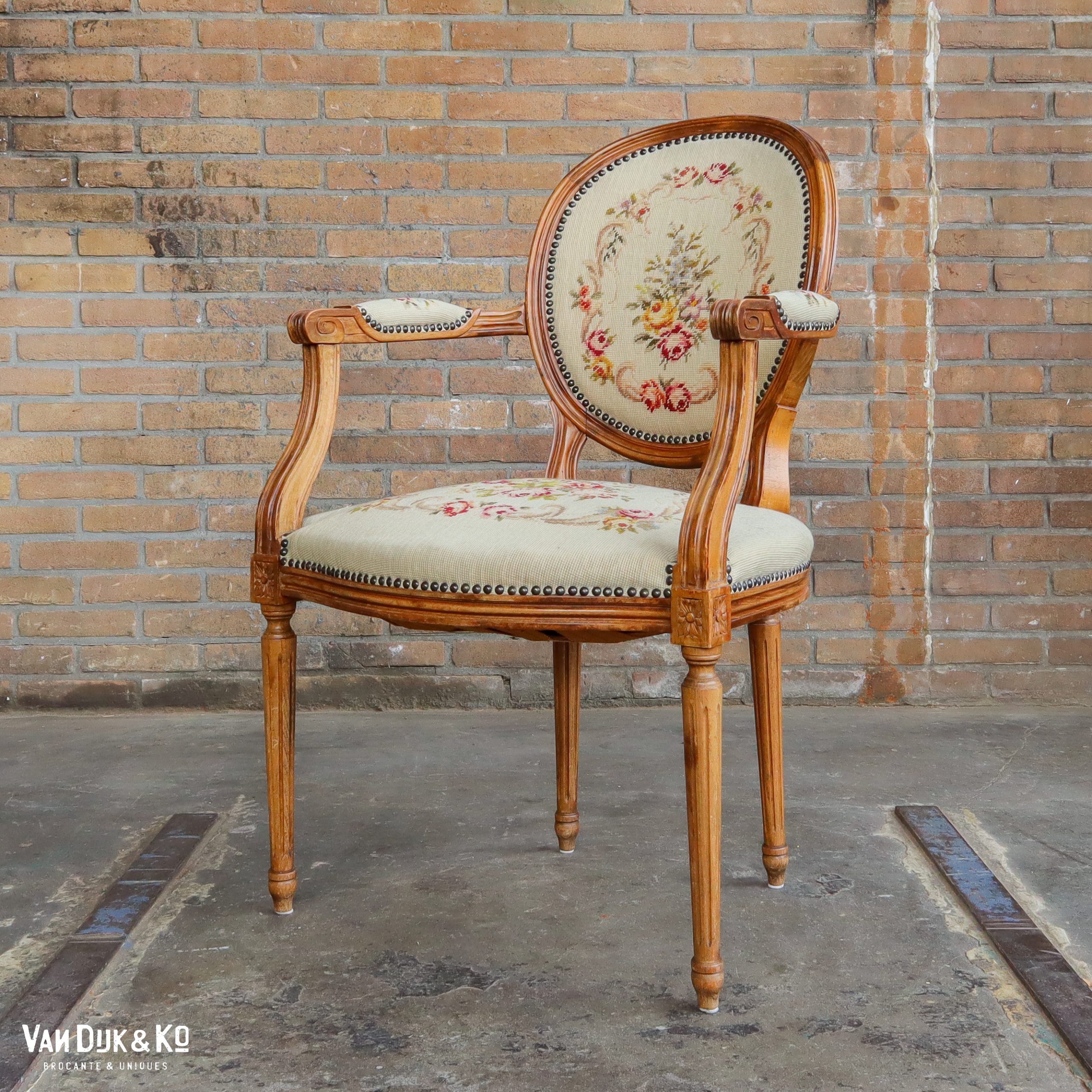 verlangen Over het algemeen groentje Vintage Louis XV stoel » Van Dijk & Ko