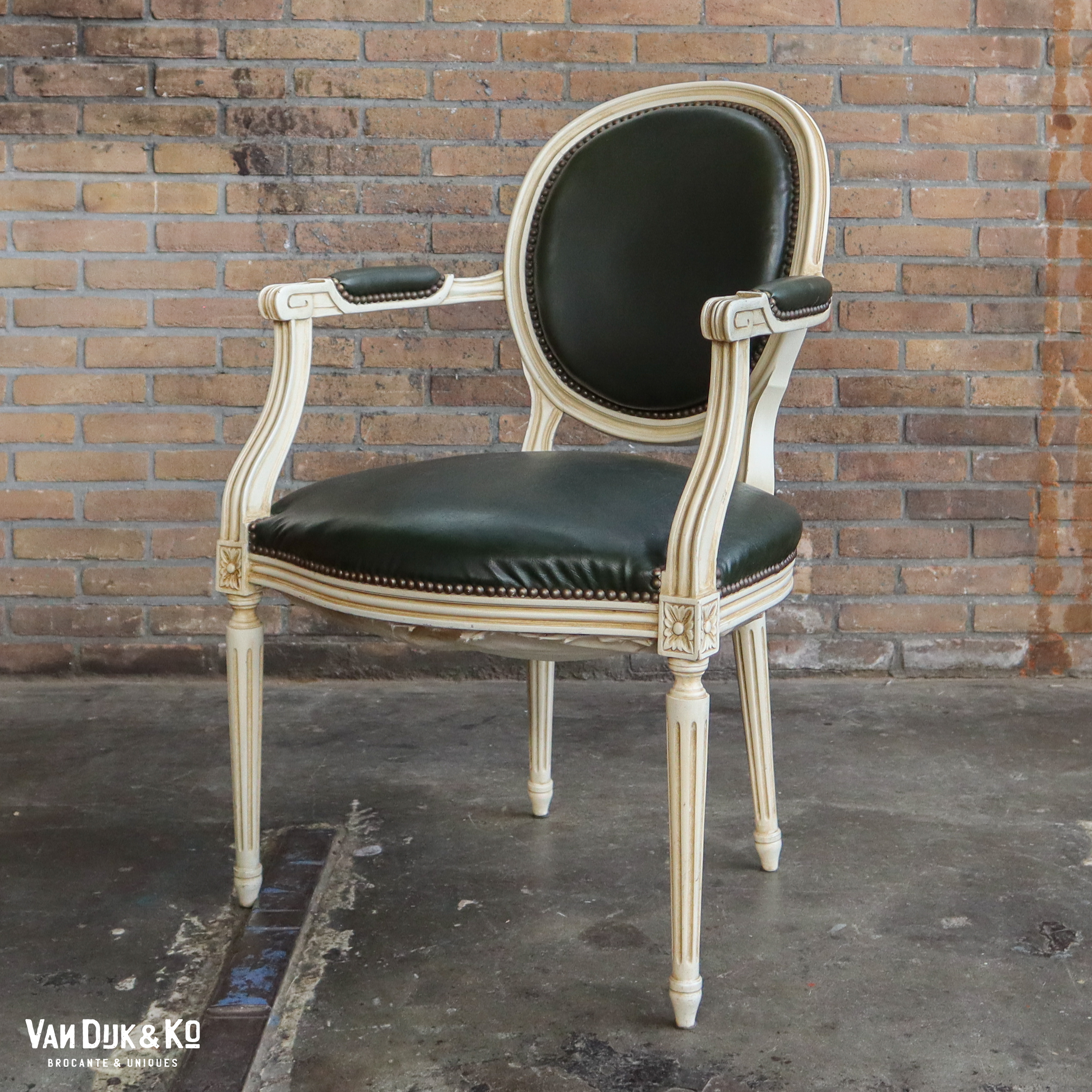 Vintage Louis XV stoel » Van Dijk