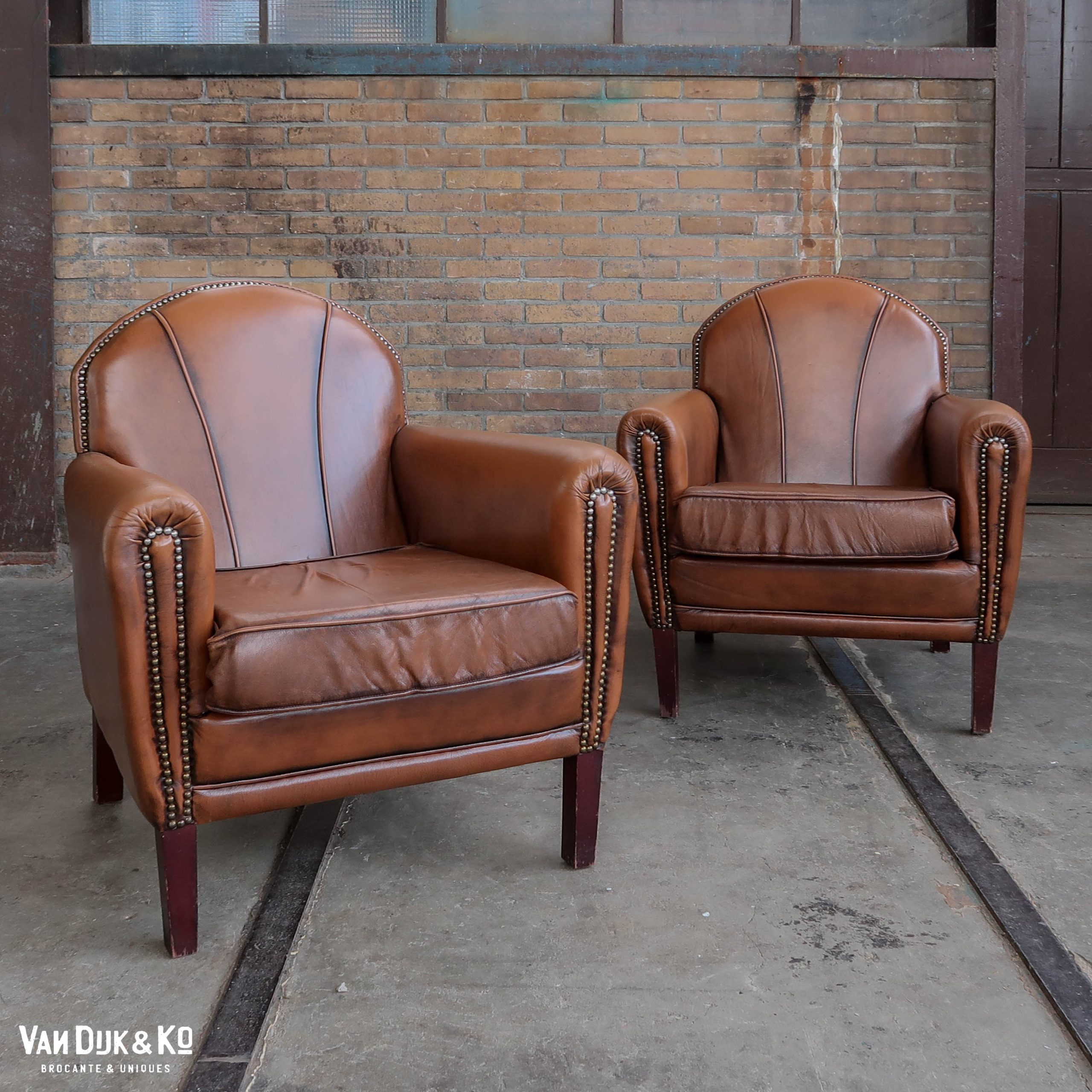 Corporation Schuur Het strand Leren vintage fauteuils » Van Dijk & Ko