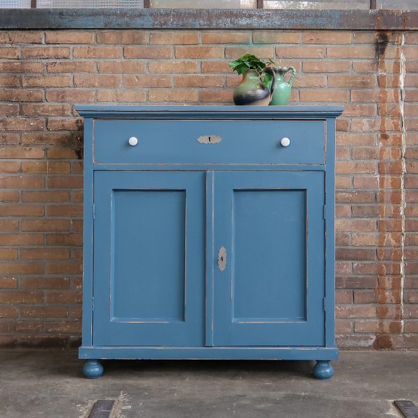 Brocante blauw dressoir