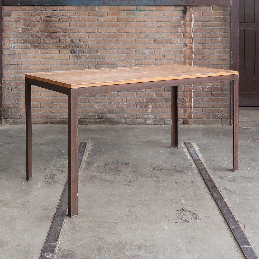 Industriële tafel