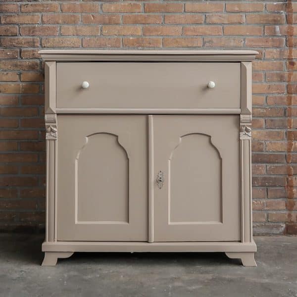 Brocante beige dressoir